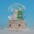 Globo de neve animal bonito da resina do urso